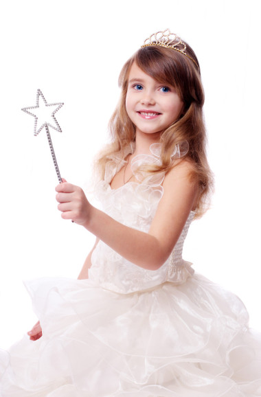 微笑女孩白色上孤立圖片