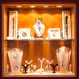 展示柜与首饰