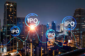 首次公开提供全息图、曼谷夜景全景。亚洲多国公司的金融中心。通过IPO程序提振增长的概念。加倍暴露