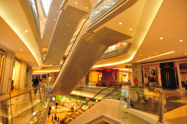 現(xiàn)代購(gòu)物商城照片