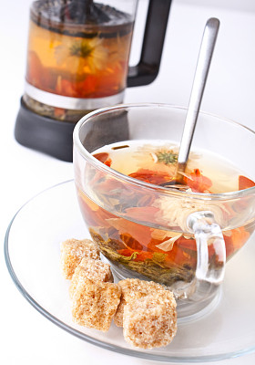 与花在杯绿茶图片