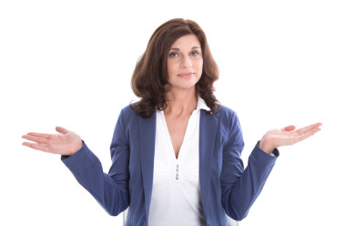 孤立在白色背景上的疑惑地吸引高級(jí)女性