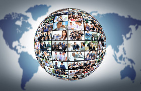 地球是一个孤立一个白色的背景，与许多不同的业务人