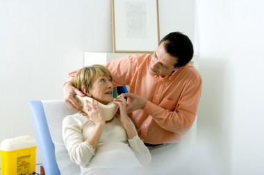 骨科咨詢。老人 pers