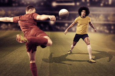 足球運(yùn)動(dòng)員圖片