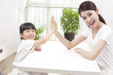 女儿就拍拍手照片