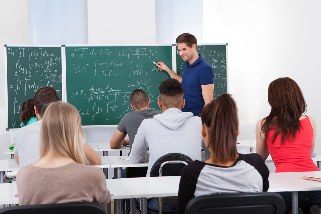 教师教大学生数学 教师教大学生数学