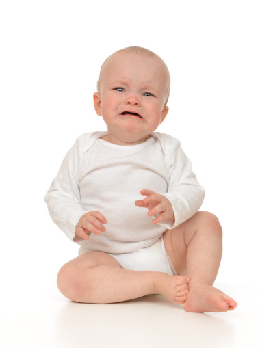 商场儿童宝贝女孩小孩哭得很伤心