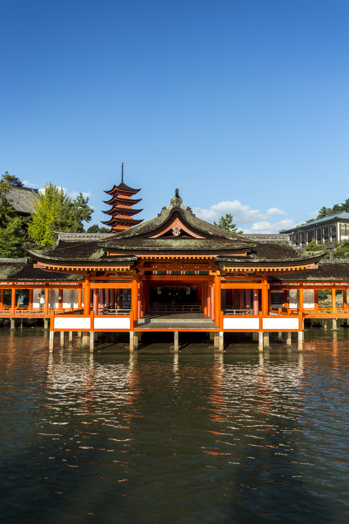 严岛神社有名的地方在宫岛。广岛。日本 严岛神社有名的地方在宫岛。广岛。日本