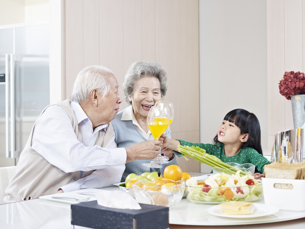 幸福的亚洲家庭 幸福的亚洲家庭