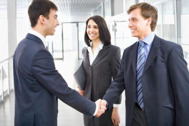 商人們握手圖片