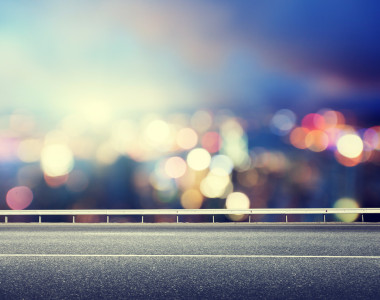 瀝青路面和模糊的現(xiàn)代城