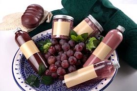 spa 配件和葡萄图片