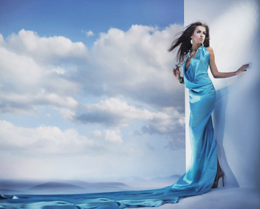 令人驚嘆的女性美，穿藍色的衣服