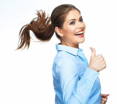 商界女強(qiáng)人露面的拇指照片