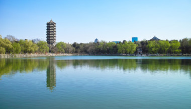 北京大學(xué)未名湖圖片