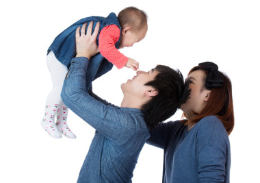 快樂家庭吐的寶貝女兒