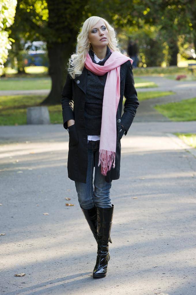 阳光明媚的秋日图片 阳光明媚的秋日图片