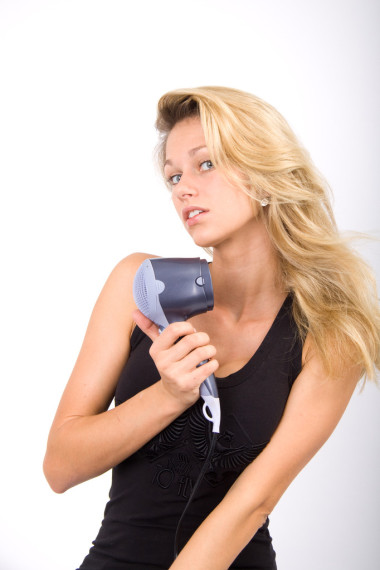 帶吹風(fēng)機(jī)的伊娃