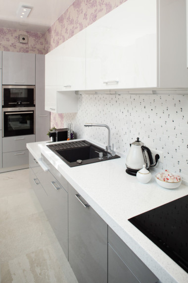 現(xiàn)代歐洲廚房的內(nèi)部