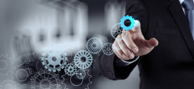 商人手成功繪制齒輪 圖片