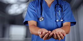 医学医生手工作与现代计算机接口的 m