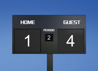 足球記分牌得分1和4張照片