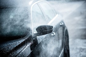 温和的洗车