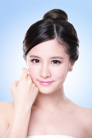 有吸引力的皮膚護(hù)理女人臉圖片