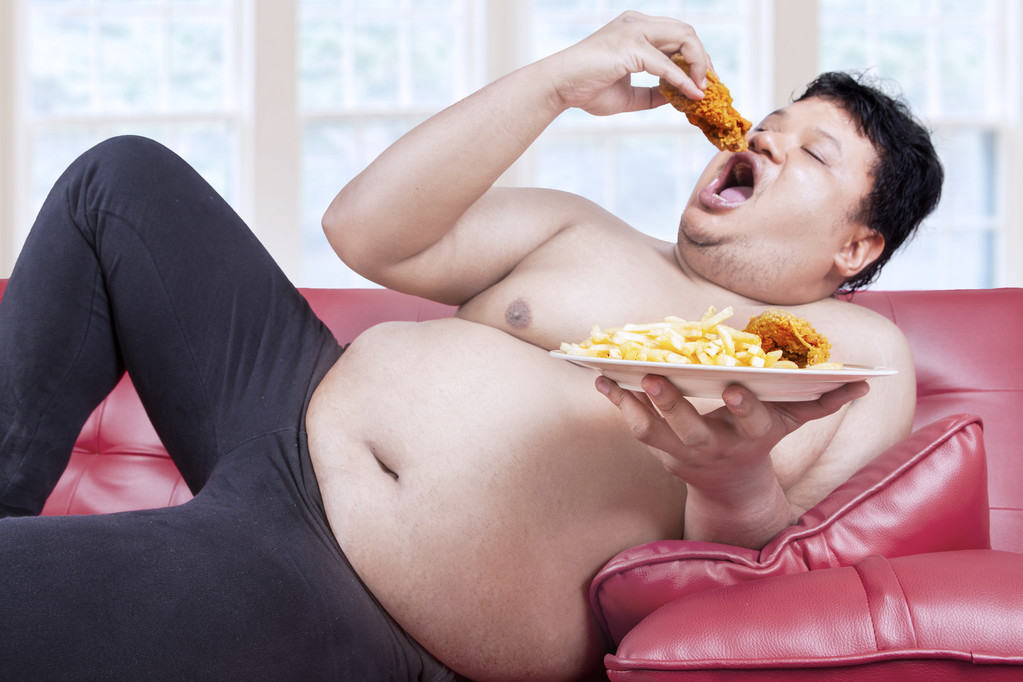 胖子吃垃圾食品 1图片