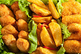 油炸的食品照片