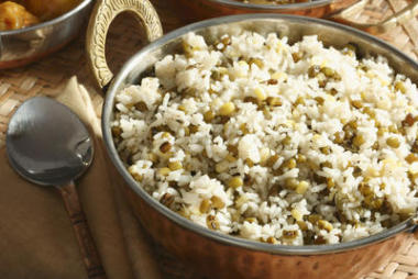 Hoang Chi Joor Rawtee -由大米和绿豆制成的阿富汗菜