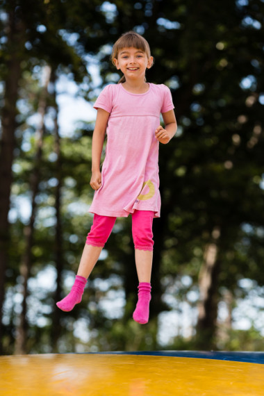 年輕的女孩圖片