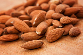 杏仁照片