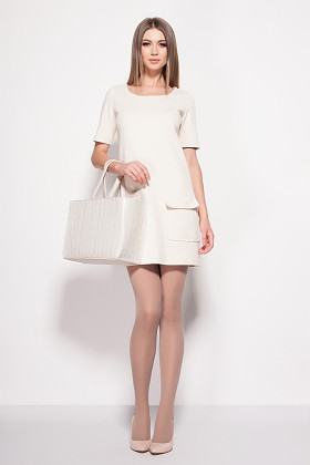 性感的腿的女人穿着优雅图片