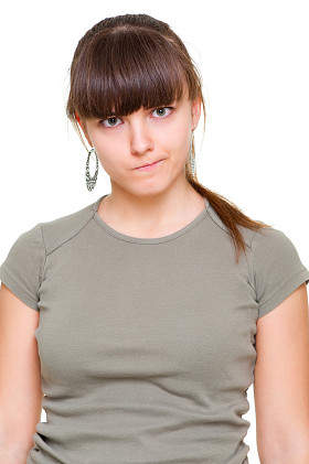 持怀疑态度的少年