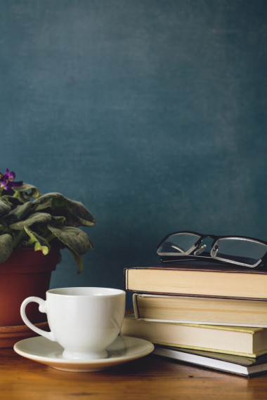 咖啡和書(shū)籍圖片