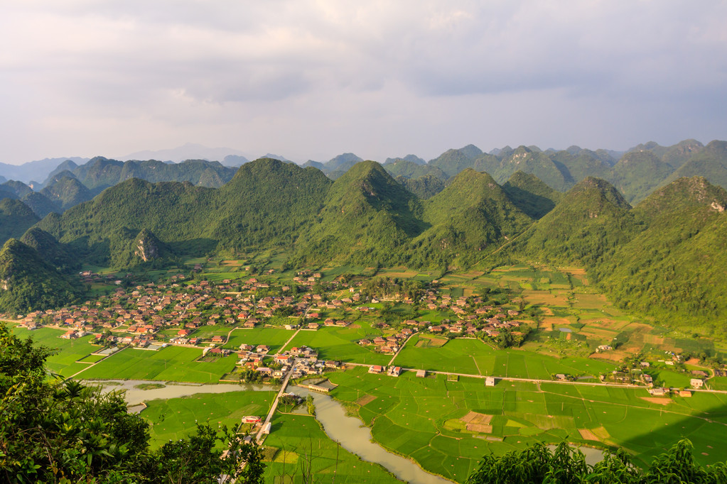 日出山图片 日出山图片