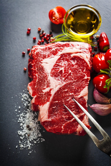 生牛肉牛排圖片