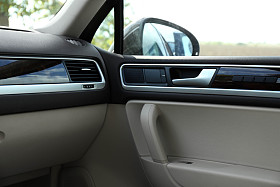 现代汽车内饰图片