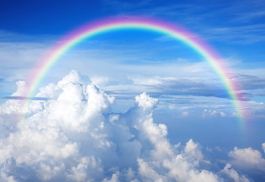 藍(lán)藍(lán)的天空云圖片