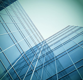 玻璃大楼全景视图照片