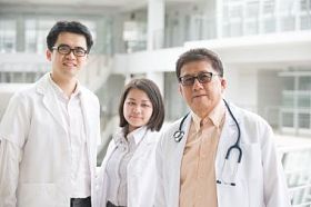 亚洲医疗小组的医生图片