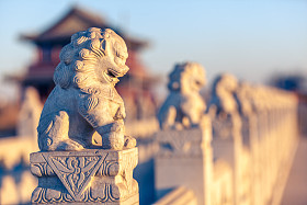 中国石头狮子雕塑照片