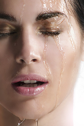 瀑布的美丽脸上关闭 照片