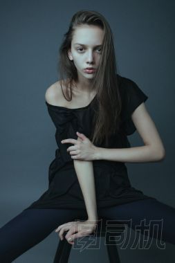 美麗的一張照片是女孩的在時尚風(fēng)