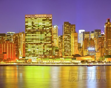紐約城，美國，多彩的曼哈頓大廈在日落時城市景