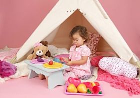 假装打茶党在家里带个帐篷帐篷