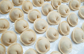 肉饺子图片
