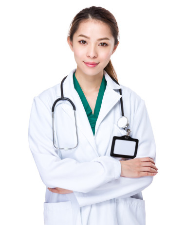 女醫(yī)生雙臂交叉圖片
